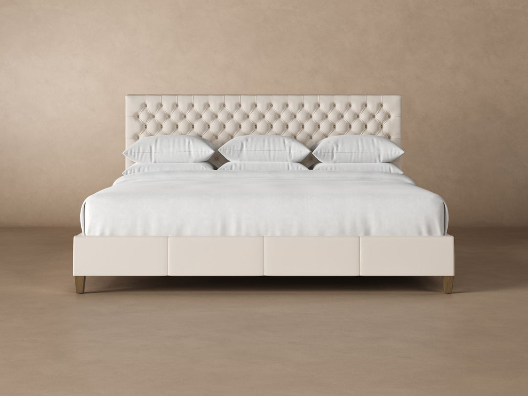 Kincaid Leather Bed Frame in arctic#color_arctic