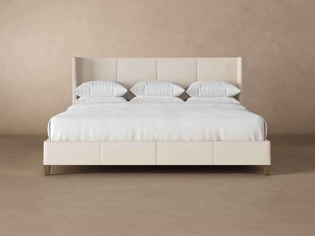 Kodiak Leather Bed in Arctic #color_arctic