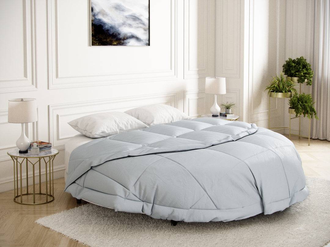 Round comforter #color_light-blue